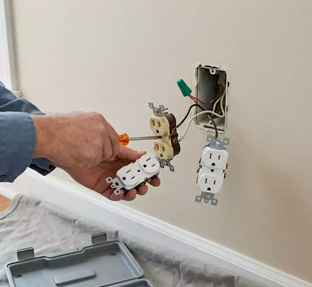 Professional Outlet Replacement: Your Local Swap-Out Team in Ephrata, PA
